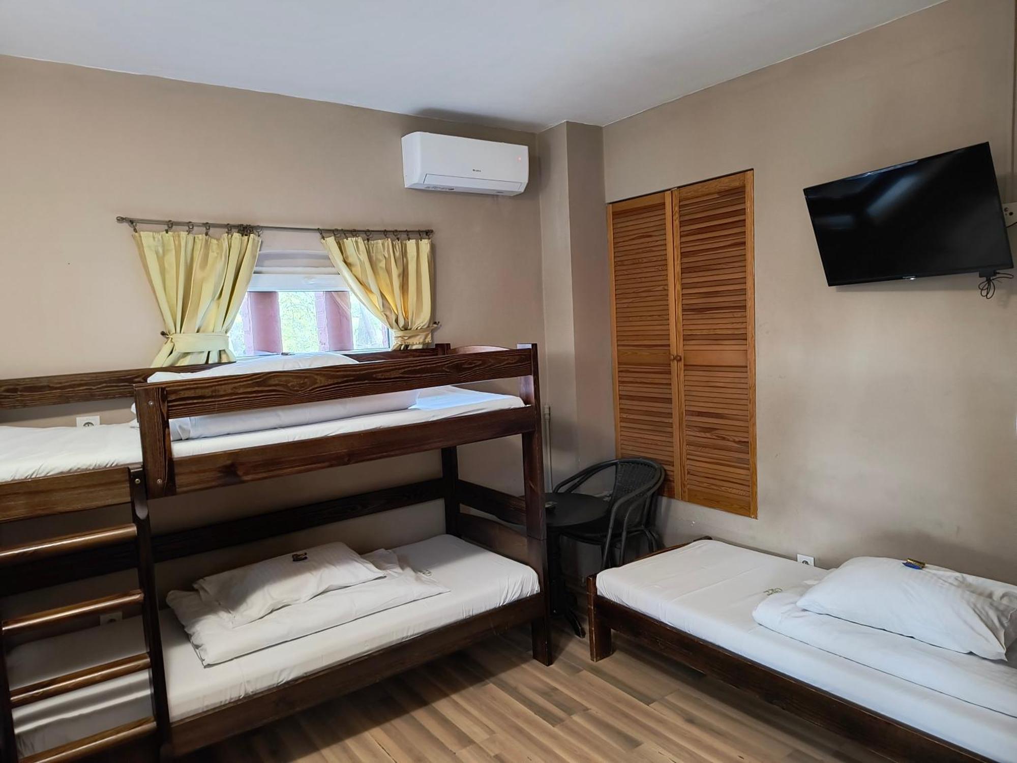 Green Hostel Wroclaw Przy Zoo Ngoại thất bức ảnh